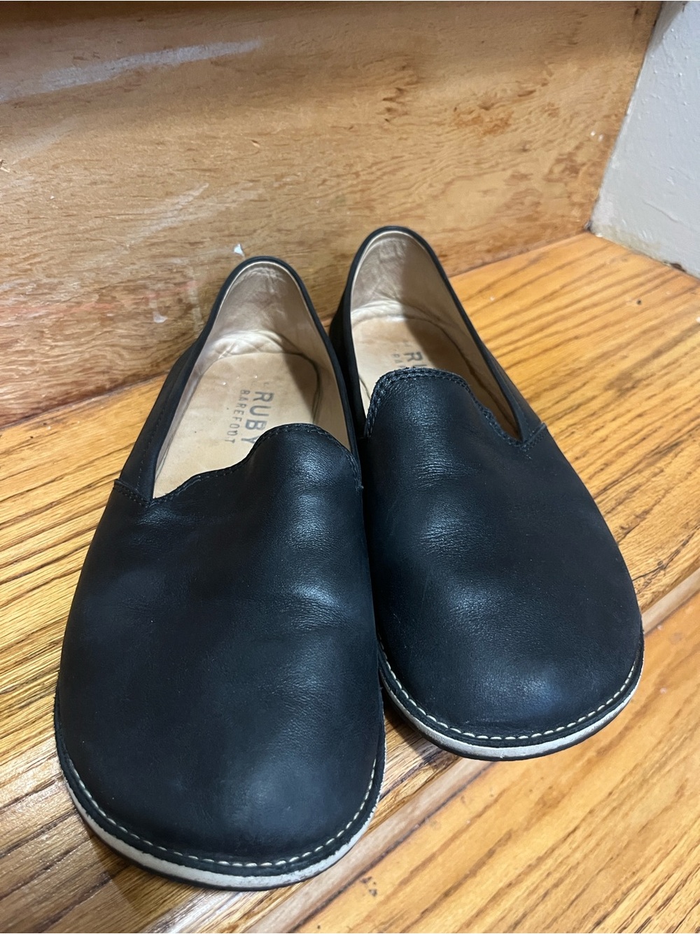 Women's Barefoot Black Leather Slip-On Loafers